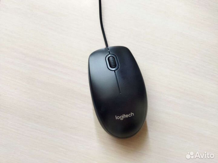Мышь Logitech проводная