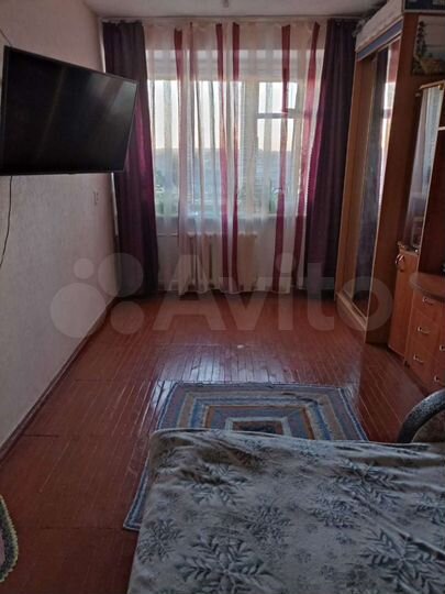 Комната 24,8 м² в 2-к., 2/5 эт.