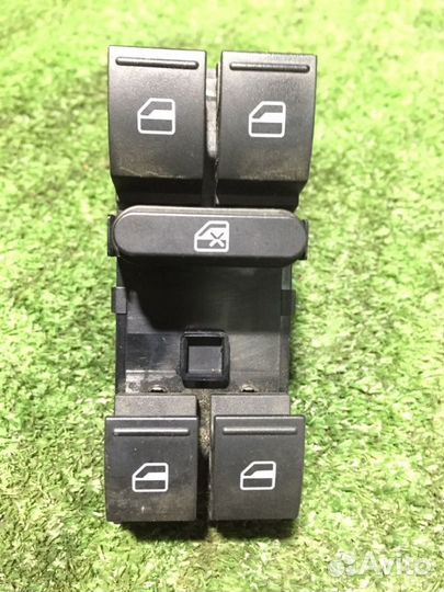 Блок управления стеклами Volkswagen Passat B6 BWA