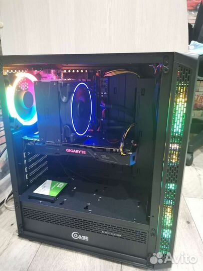 Xeon 2666 v3, 16 gb ddr4, gtx 1070