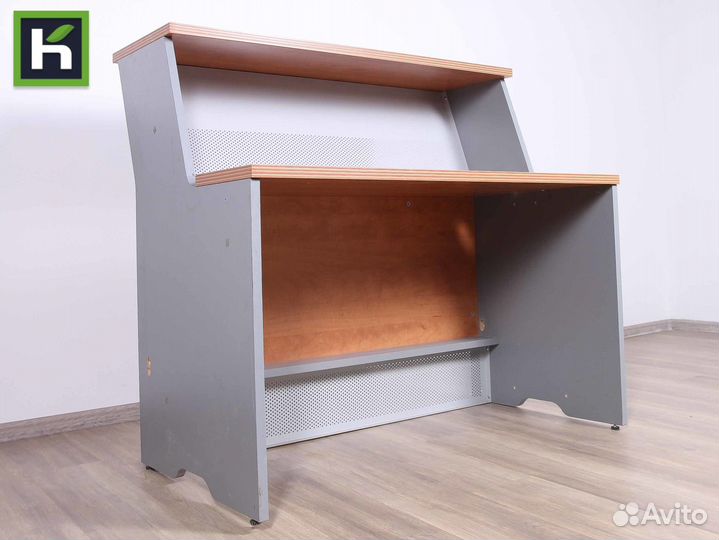 Офисная мебель бу. Стойка секретаря