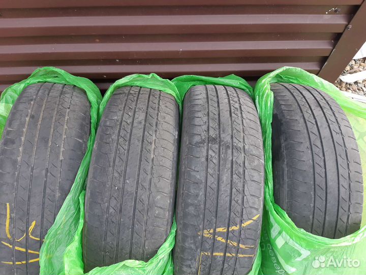 Michelin Latitude Tour HP 225/65 R17