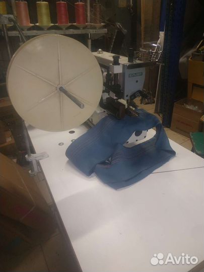 Поясная лампасная швейная машина Siruba