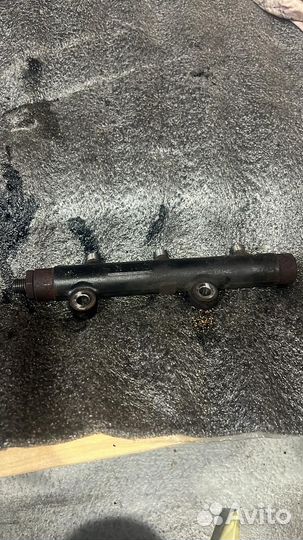 А2C27000086 5WS40272 Топливная рампа Land Rover