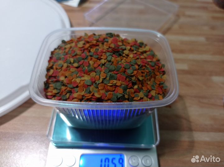 Корм для аквариумных рыбок
