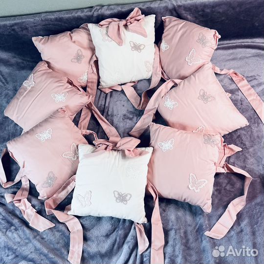 Комплект в детскую кроватку бортики