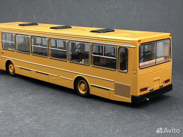 Лиаз 5256.00 Циркон Demprice 1:43