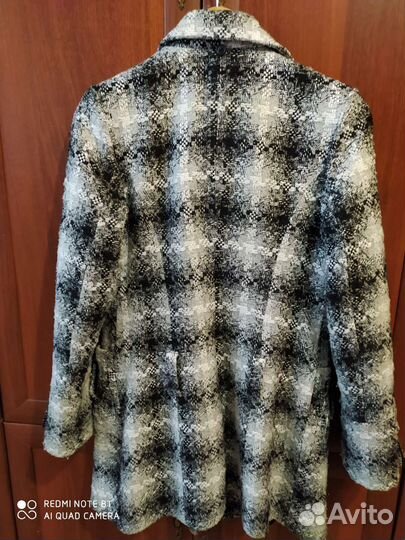 Пальто демисезонное размер 44