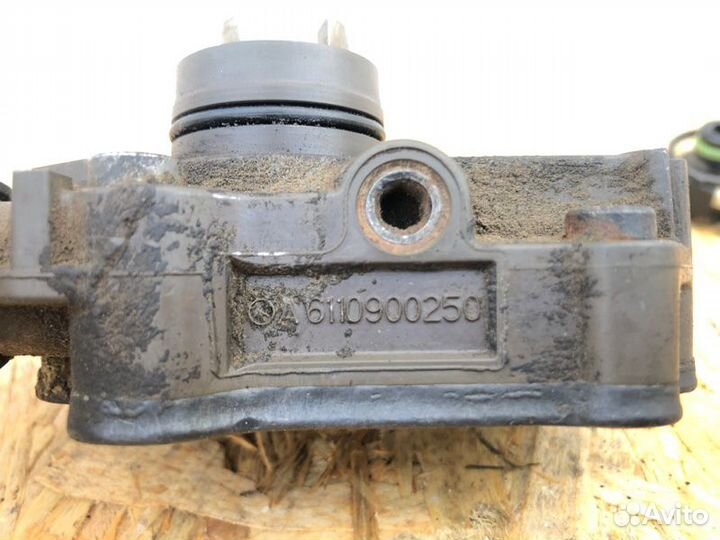 Топливный насос Mercedes C-Class W203 611.962 2002