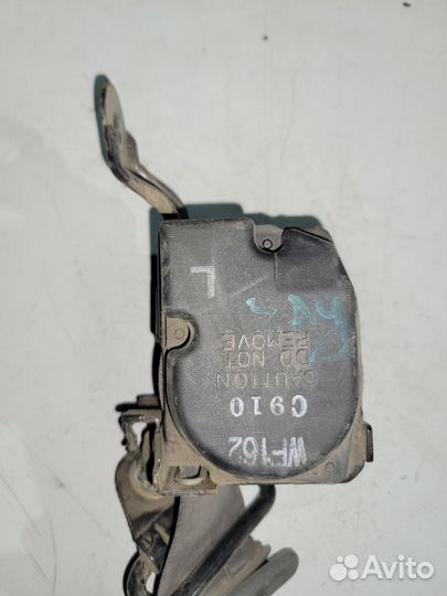 Ремень безопасности задний левый Toyota Camry XV10