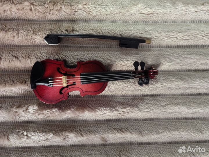 Музыкальные инструменты в миниатюре