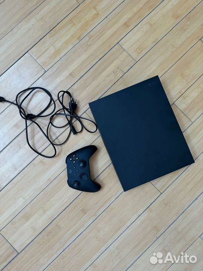 Xbox One X + 60 Игр