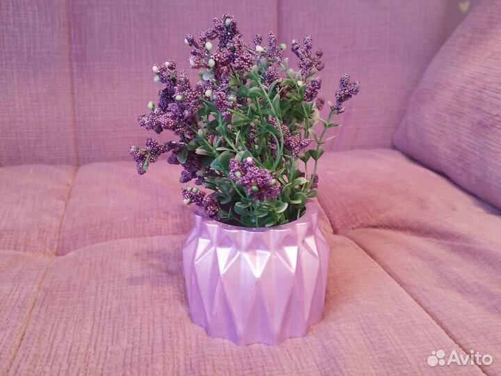 Ваза ручного изделия из гипса