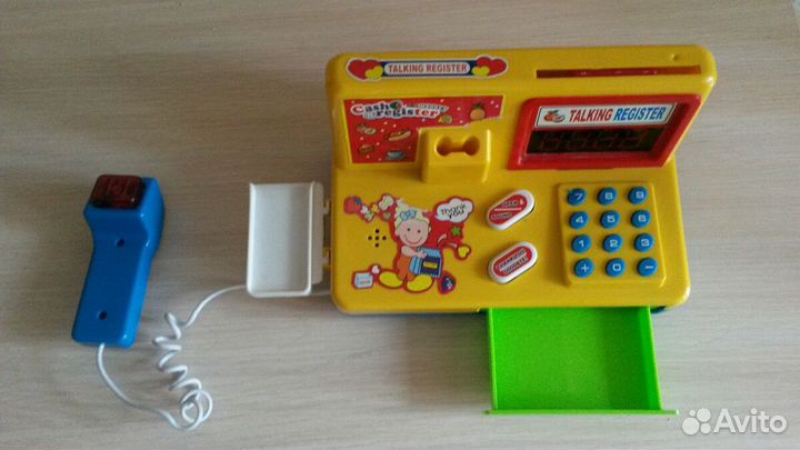 Игрушки пакетом разные много