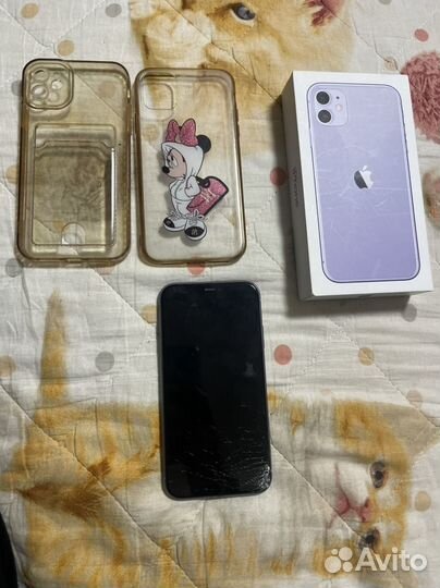 Телефон iPhone 11