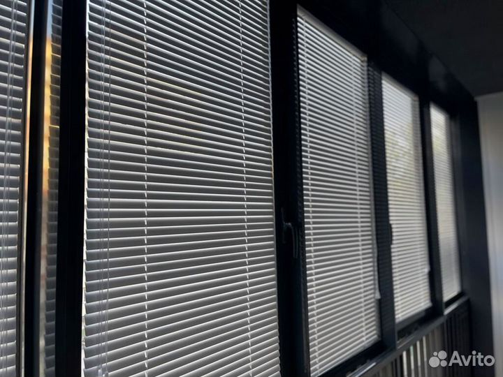 Жалюзи горизонтальные