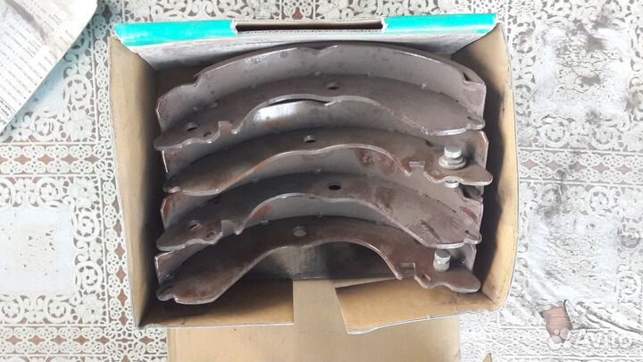 Колодки задние Mitsubishi лансер мираж 1992-1995г