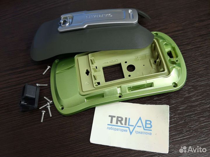 Задняя часть навигатора Garmin Oregon 600