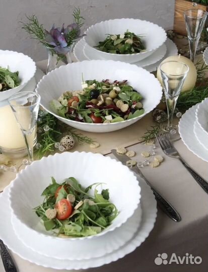 Набор столовой посуды 19 тарелок новый