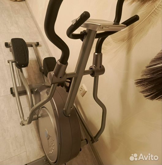 Эллиптический тренажер Oxygen-35