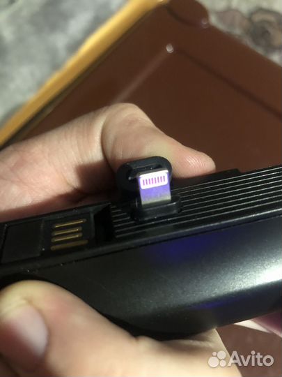 Повербанк apple