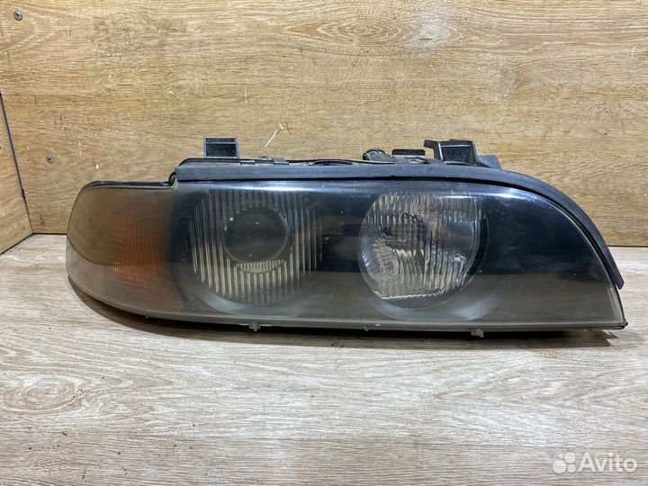 Комплект ксеноновых фар BMW E39 желтый поворотник