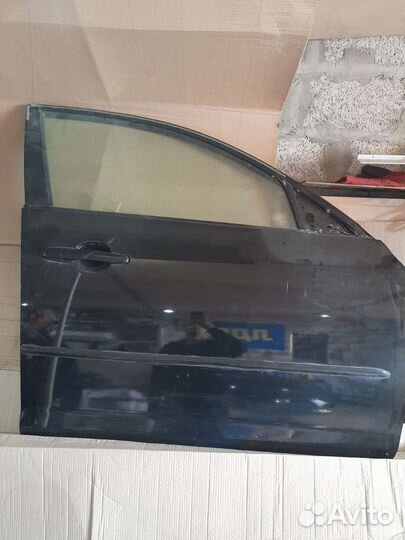 Дверь на mazda 3 bk