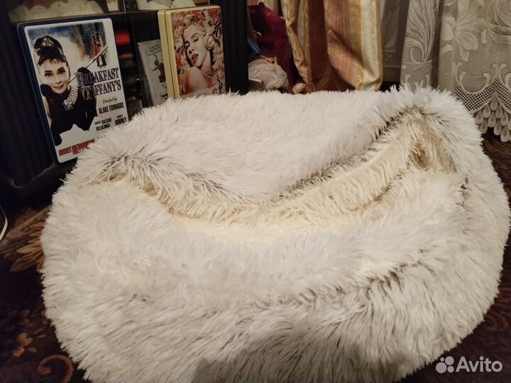 Лежанка для кошек и собак мелких пород (65см)