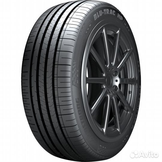 Armstrong Blu-trac HP 215/55 R17 94Y