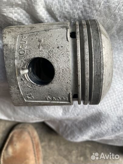 Поршень москвич 2140