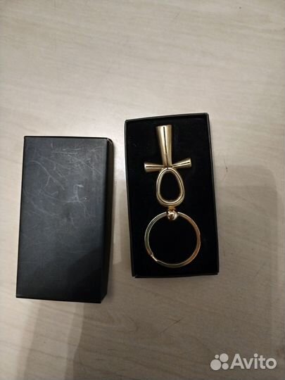 Брелок металлический