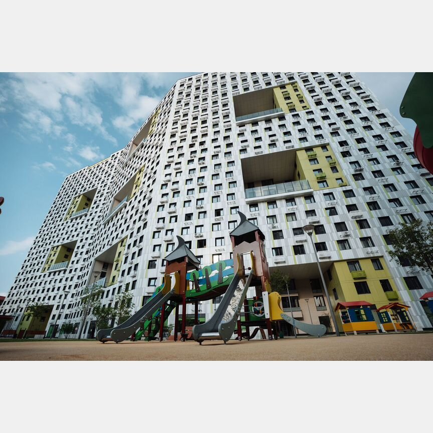 3-к. квартира, 122,7 м², 8/27 эт.