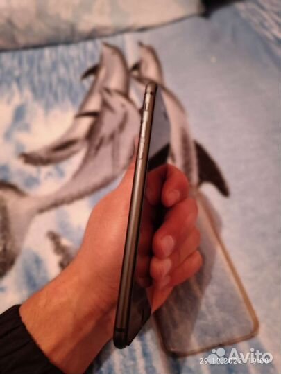 iPhone 8 plus 64gb черный