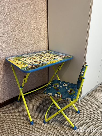 Детский стол и стульчик