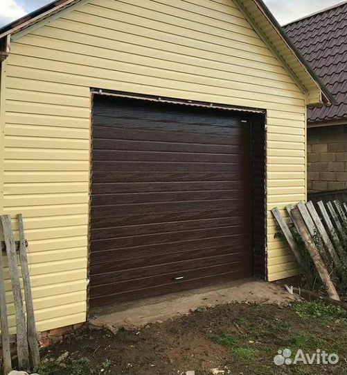 Секционные ворота