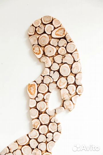 Панно из можжевельника