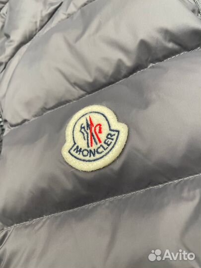 Жилетка женская Moncler