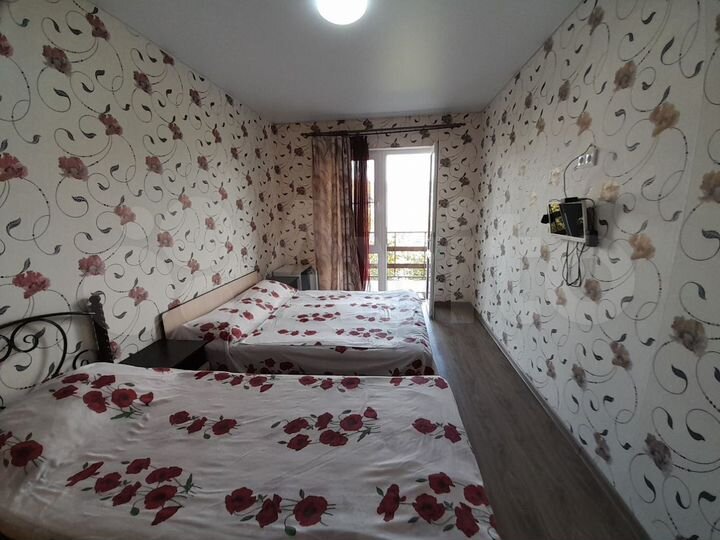 Дом 530 м² на участке 7,5 сот.