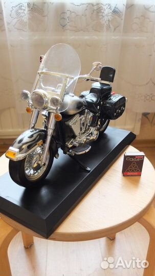 Коллекционный телефон Harley Davidson KTX 875