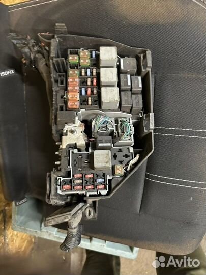 Блок предохранителей Ford Galaxy