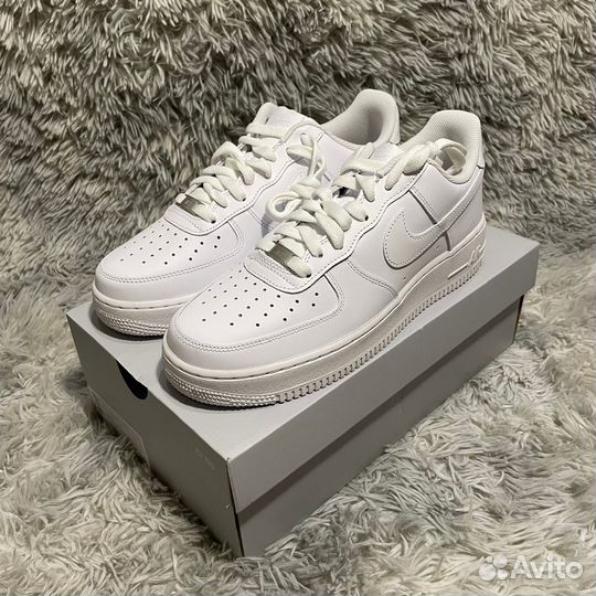 Nike Air Force 1 Low Triple White