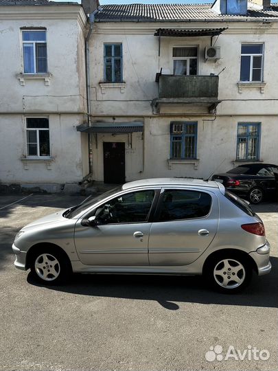 Peugeot 206 1.4 AT, 2005, 82 500 км