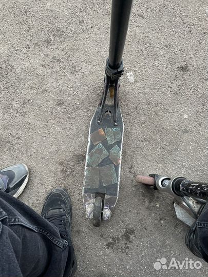 Трюковой самокат парк