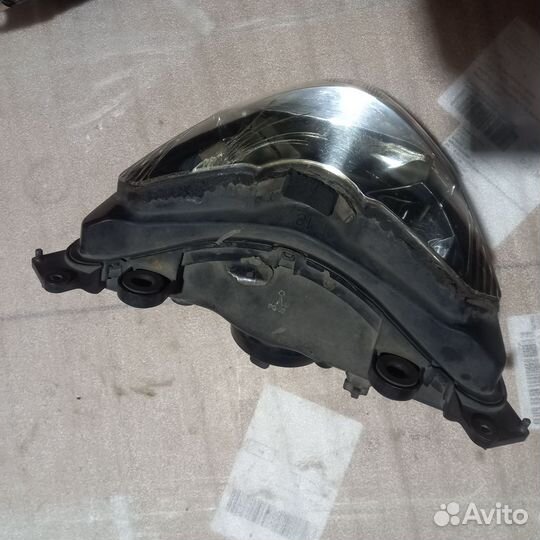 Фара Kawasaki ZR750/ZR7S