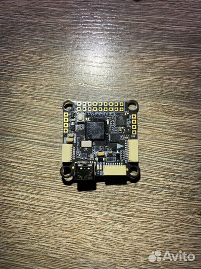 Полетный контроллер holybro kakute H7 V1.3