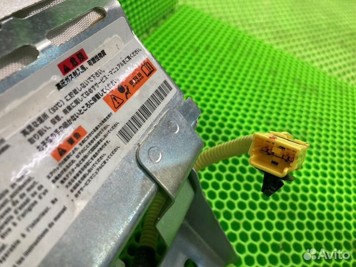 Подушка безопасности пассажира Acura Mdx YD2 3.7