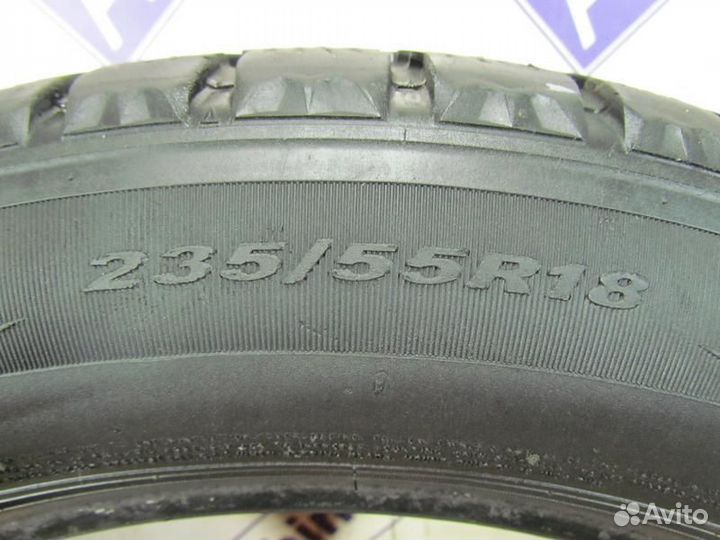 Roadstone Winguard WinSpike SUV 235/55 R18 92N