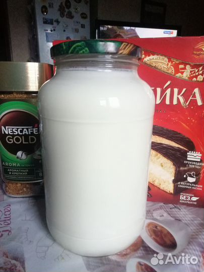 Козье молоко и куриные яйца