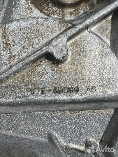 Крышка двигателя лобина AJ Мазда Трибьют EP