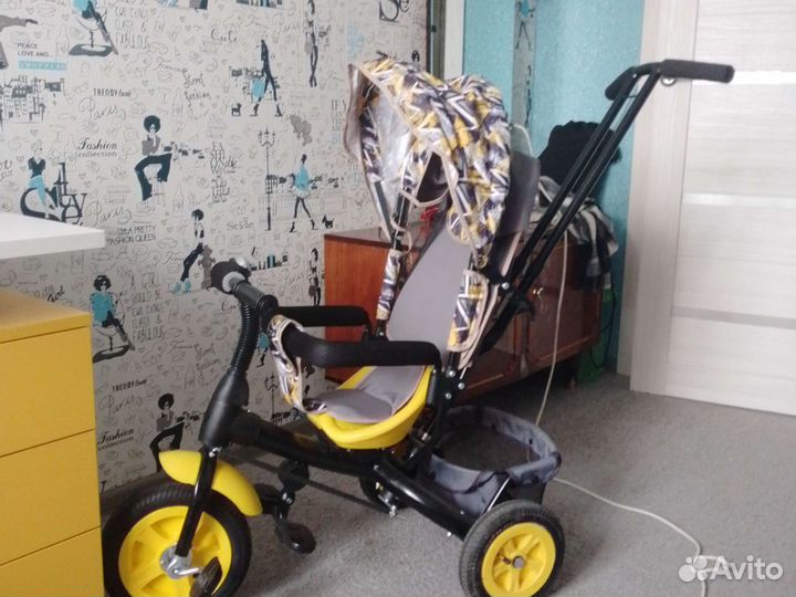 Детский трехколесный велосипед новый